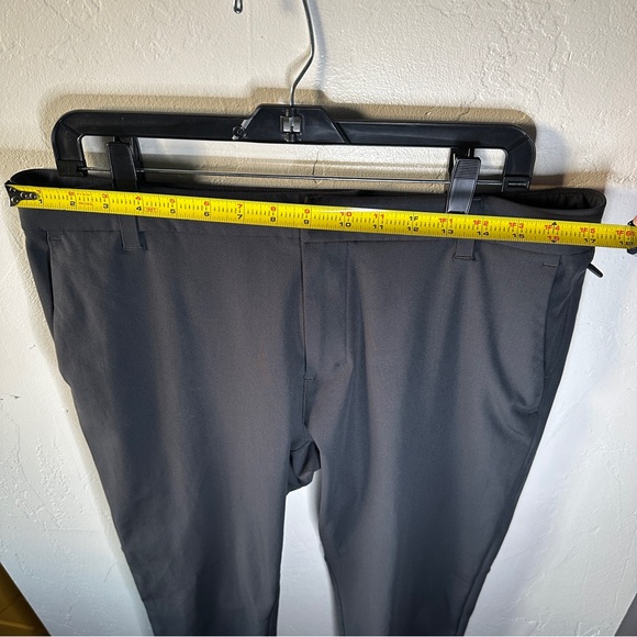 36”x28” Lululemon size 34 Men’s ABC Trouser Warpstreme Color Dk Gray MSRP$128 - Picture 6 of 13